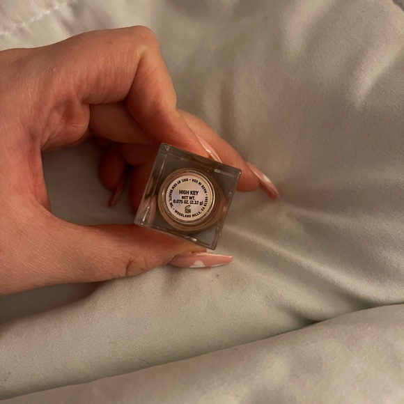 BRAND NEW KKW Beauty Flashing Lights Highlighter in shade ‘High Key’ - Picture 6 of 8